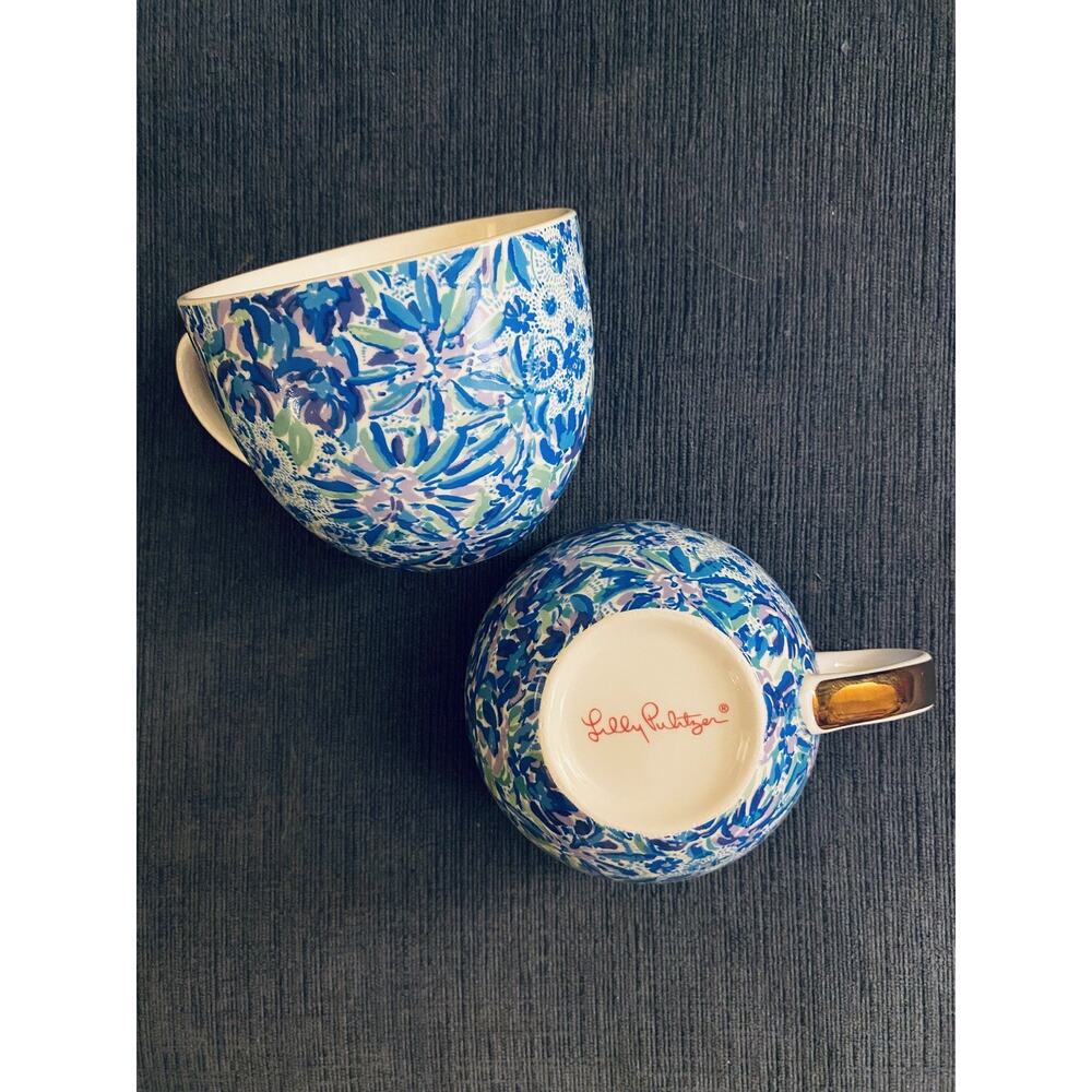 Lilly Pulitzer 2pc Blue Floral Coffee Mugs Gold Handle 12oz EUC RETIRED PRINT